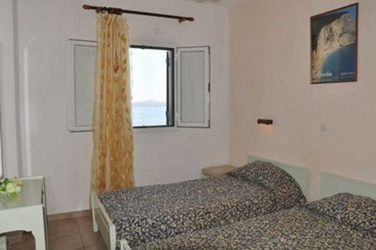 Yannis Servos Barbati Apartments エクステリア 写真